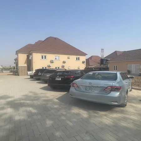 C7 Hazelwood Residence & Suites-3